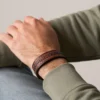 Everett Topstitch armbånd i brunt læder Everett Topstitch armbånd i brunt læder