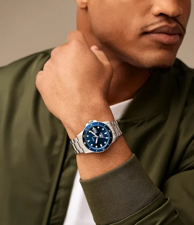 Fossil Blue Dive tre-hånds dato rustfrit stål ur Fossil Blue Dive tre-hånds dato rustfrit stål ur