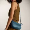 Jolie lille crossbody-taske i læder Jolie lille crossbody-taske i læder