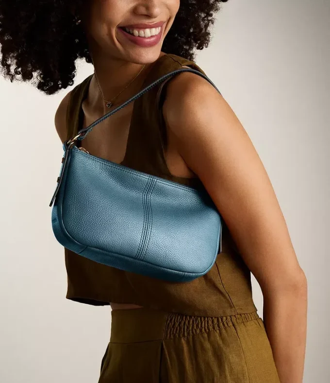 Jolie lille crossbody-taske i læder Jolie lille crossbody-taske i læder