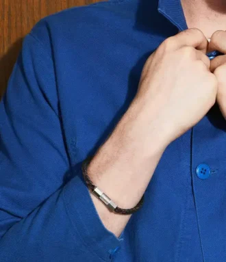 Maskinriflet læder og rustfrit stål armbånd